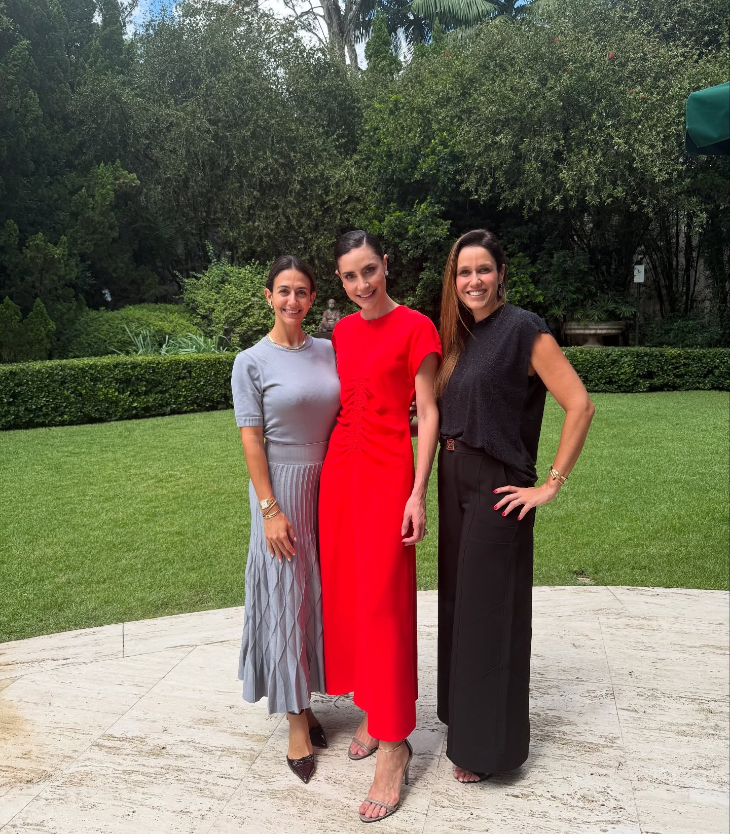 Julia Queiroz Primo em evento na casa de Anne Wilians